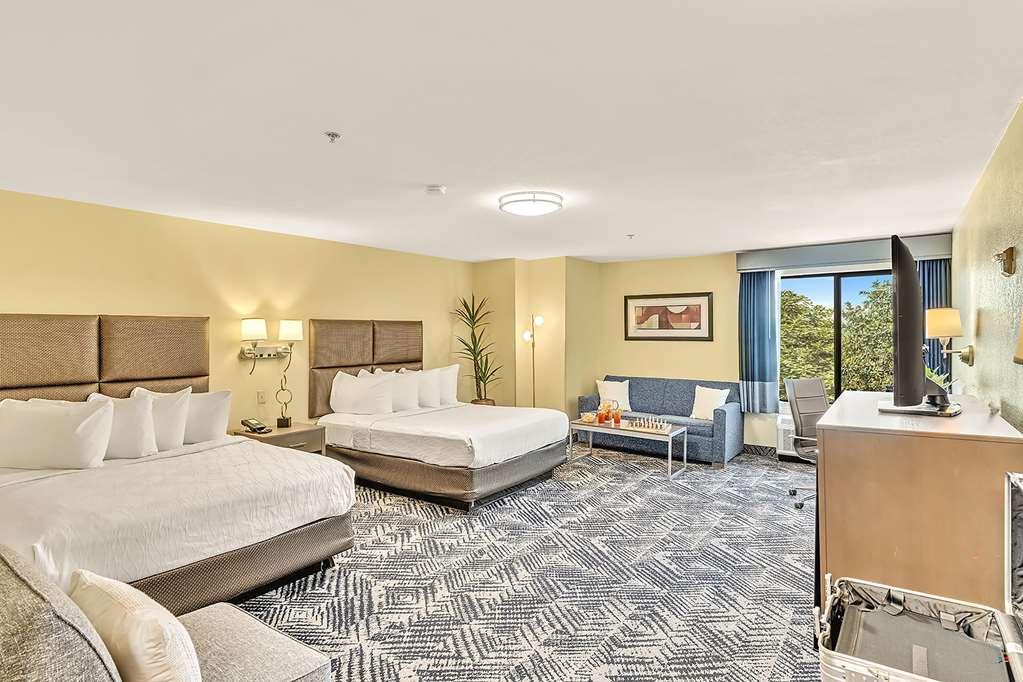 Best Western Plus Lewisville Flower Mound Номер фото
