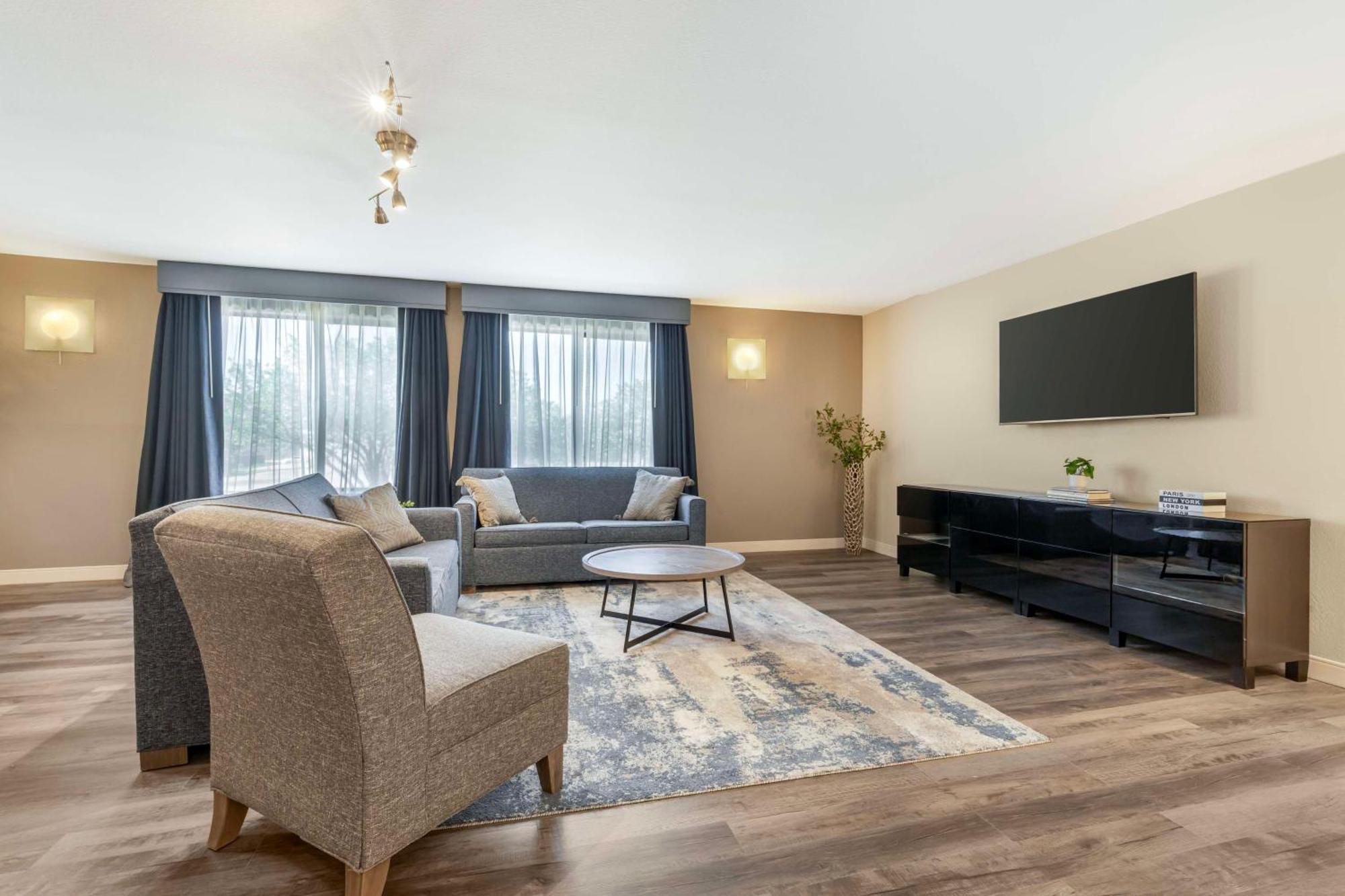 Best Western Plus Lewisville Flower Mound Экстерьер фото