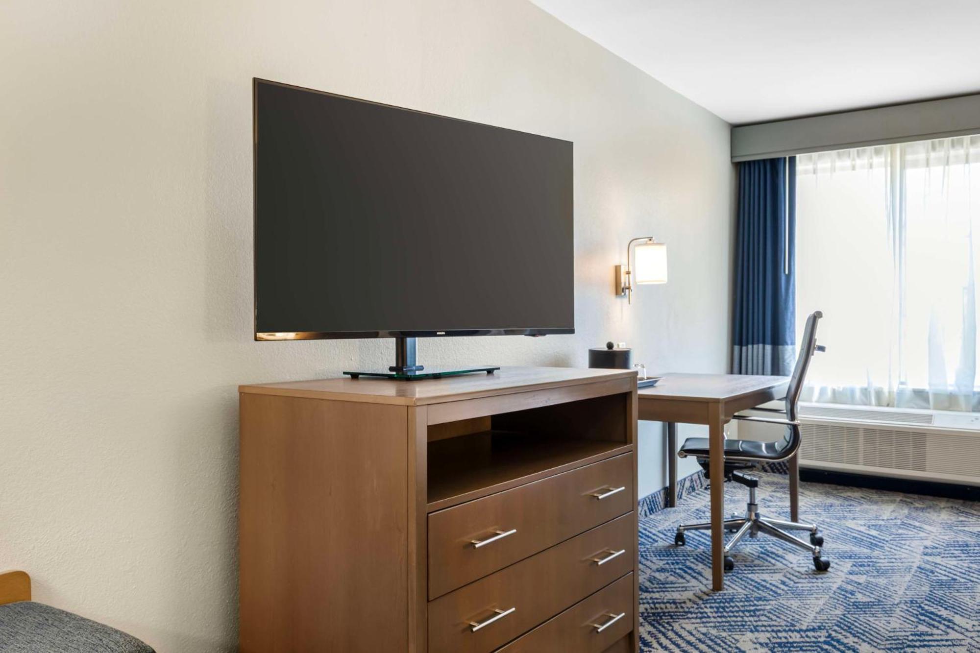 Best Western Plus Lewisville Flower Mound Экстерьер фото
